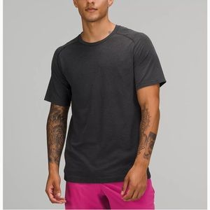 Men’s Lululemon Metal Vent Tech Short Sleeve Shirt Large